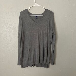 Gap gray v neck sweater